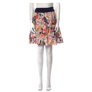 Eva Franco sz 6 skirt with side zipper and stretchy waistband